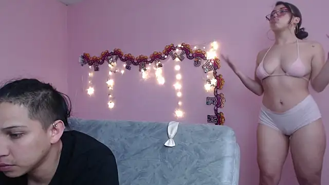 GoalXCouple online show from November 11, 8:39 pm