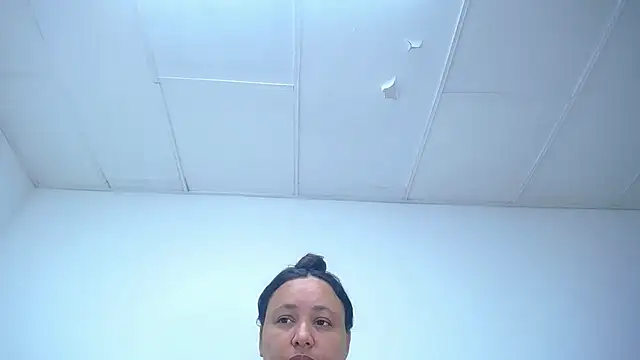 CrushOnMe  online show from November 8, 7:02 am