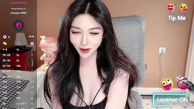 vyizh- online show from April 24, 3:59 pm