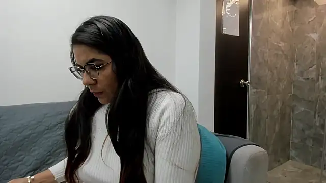 Luna Dumont online show from November 23, 11:23 am