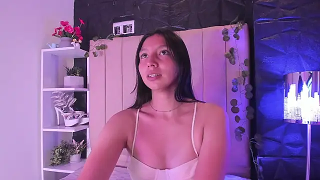 kendall saenz online show from February 13, 8:32 pm