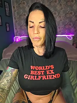 EmilyDiazofficial online show from April 19, 1:22 pm