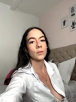 Snapshot of ImAlicee chatting on October 21, 10:58 pm ImAlicee online show from October 21, 10:58 pm