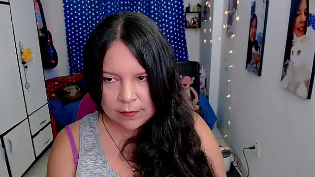 claryssa  online show from November 11, 10:07 pm