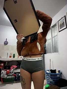 emily rosse04 online show from January 11, 11:04 am