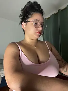 Snapshot of CurlyGirl_1 chatting on October 12, 8:55 pm CurlyGirl 1 online show from October 12, 8:55 pm