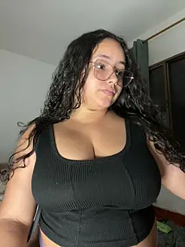 Snapshot of CurlyGirl_1 chatting on October 14, 12:24 am CurlyGirl 1 online show from October 14, 12:24 am