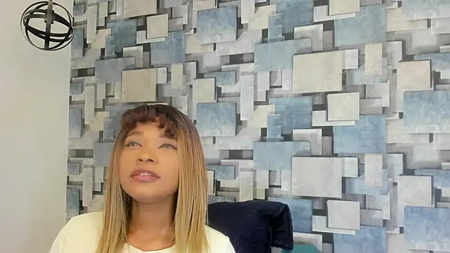 angel dthroatt online show from March 2, 12:12 pm