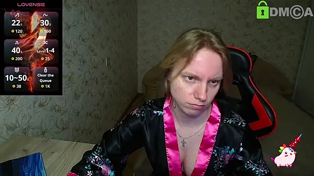 Alexis Gordon online show from April 2, 9:23 pm