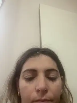 Hottalicia2 online show from December 20, 8:51 am