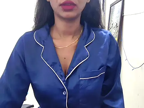 tanvi-00 online show from October 6, 6:23 pm