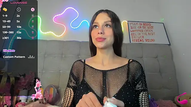 Snapshot of misticasexy chatting on October 16, 1:19 am misticasexy online show from October 16, 1:19 am