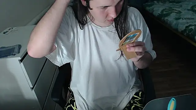 EvaMiron online show from November 20, 4:41 pm