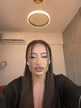 vixennn online show from November 23, 1:02 pm