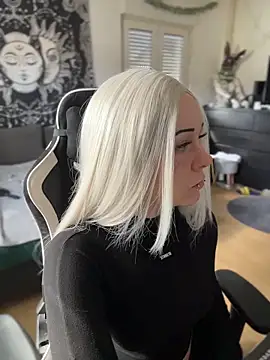 kinkygirl420x online show from March 27, 1:23 pm