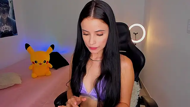 melanyrouse1 online show from April 7, 8:11 pm