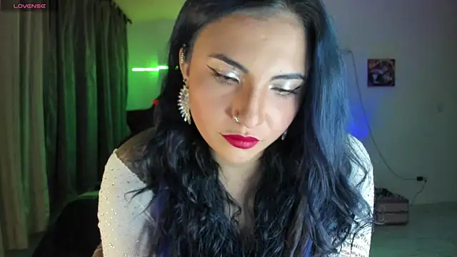 black wiidow online show from April 9, 3:53 am