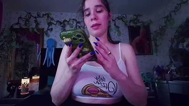 Elizabeth77  online show from October 14, 8:55 pm