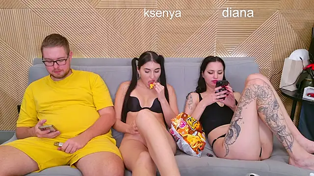 Ksenny online show from November 5, 8:58 pm