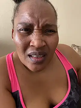 Amandious online show from April 6, 9:21 am