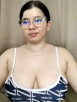 Danzel1105 online show from November 9, 7:10 pm