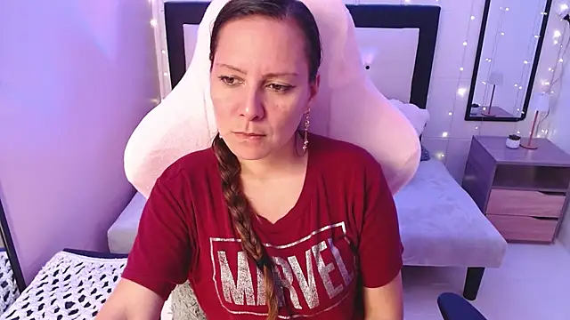 camila delarosa online show from July 23, 1:58 am