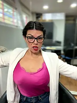 CarlaConnor80 online show from November 18, 8:04 am