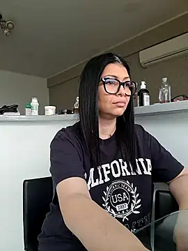 Milf Abigail online show from September 29, 7:57 am