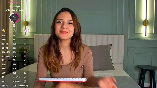 Snapshot of Gabriella_Wils chatting on October 9, 7:23 am Gabriella Wils online show from October 9, 7:23 am
