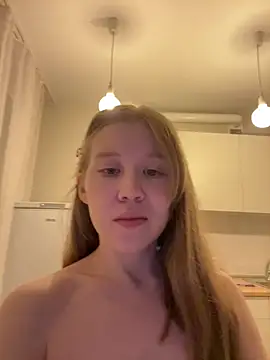 Eva Weyne online show from April 26, 9:12 pm