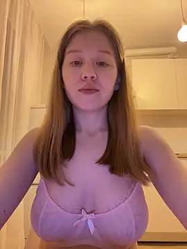 Eva Weyne online show from April 13, 9:59 pm