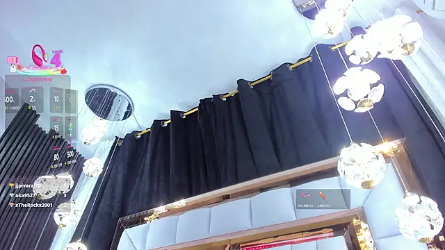 SarayRoyse online show from December 15, 8:14 pm