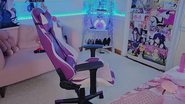 Unholy Lady online show from January 10, 6:18 am