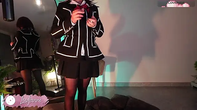 loIijanne online show from November 6, 12:16 am