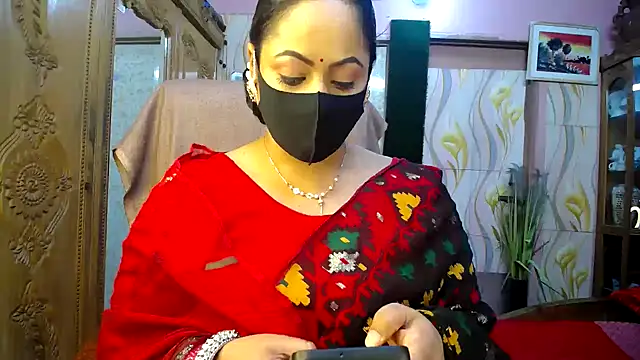 SeductiveMahira online show from September 13, 6:05 pm