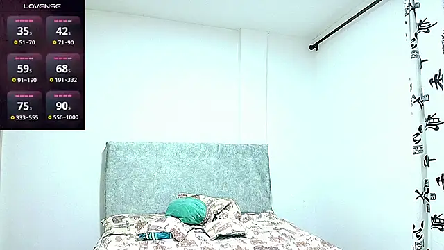 Samyq8 online show from June 6, 1:23 am