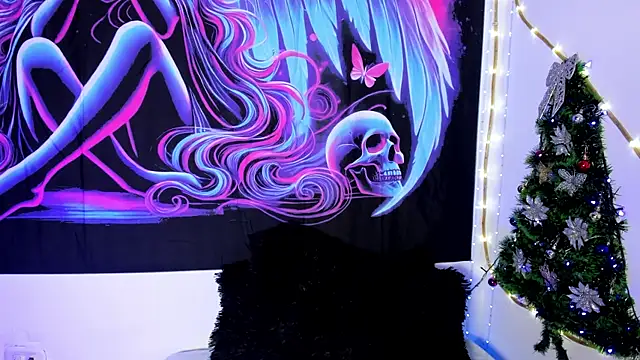 daarklover online show from December 14, 4:18 am