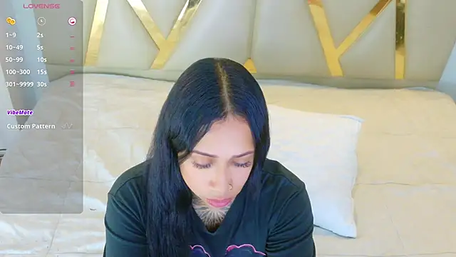 Snapshot of cattaleeyaa chatting on September 24, 12:59 pm cattaleeyaa online show from September 24, 12:59 pm