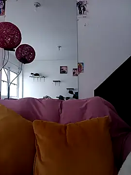 emilypoppy3 online show from November 26, 2:07 pm