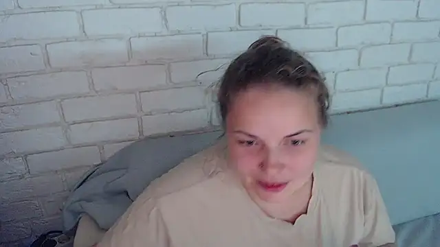 Snapshot of Crazyy_girl_ chatting on September 18, 3:43 pm Crazyy girl online show from September 18, 3:43 pm