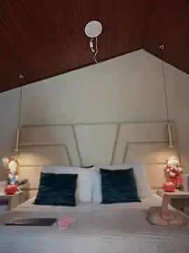 Miss ary online show from November 8, 12:54 pm