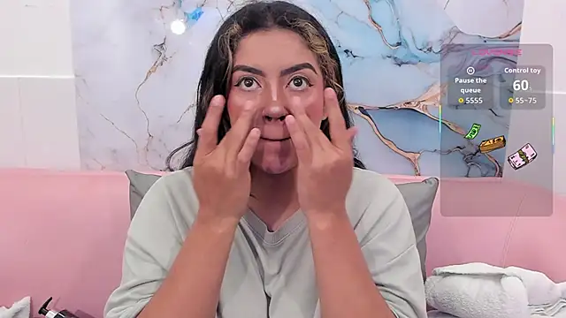 taylor cupper online show from November 27, 3:53 am