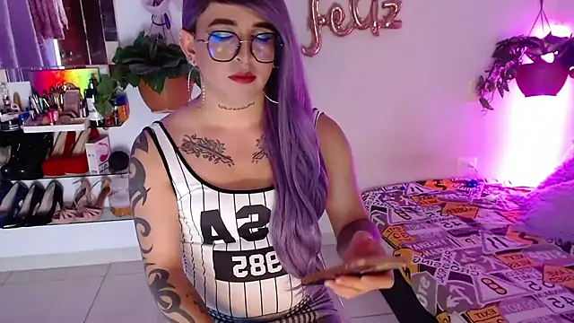 Laveneno ortiz07 online show from November 16, 12:01 am