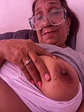 SWEET LOVER01 online show from March 22, 3:18 pm