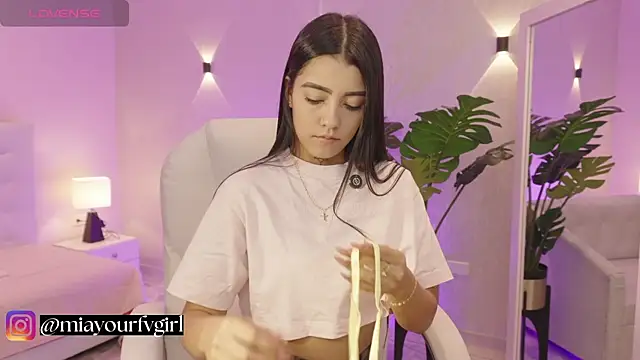 miagomezweb1 online show from October 20, 12:30 pm