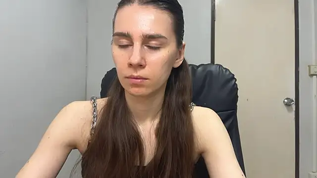 Snapshot of SassyJessi chatting on October 14, 9:12 am SassyJessi online show from October 14, 9:12 am