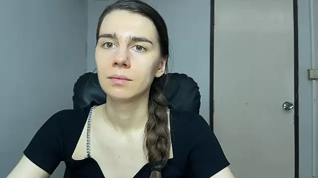 SassyJessi online show from June 3, 4:35 am