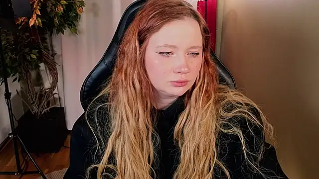 carolina elf online show from February 27, 5:07 am