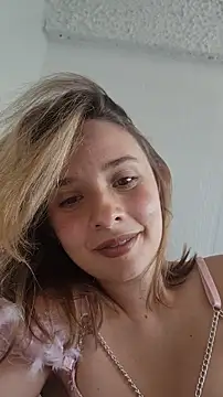 Sophy Bunny online show from December 4, 4:08 pm