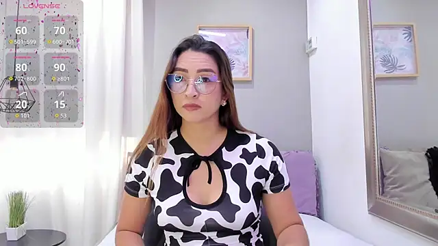  LaraMom  online show from November 11, 8:06 pm